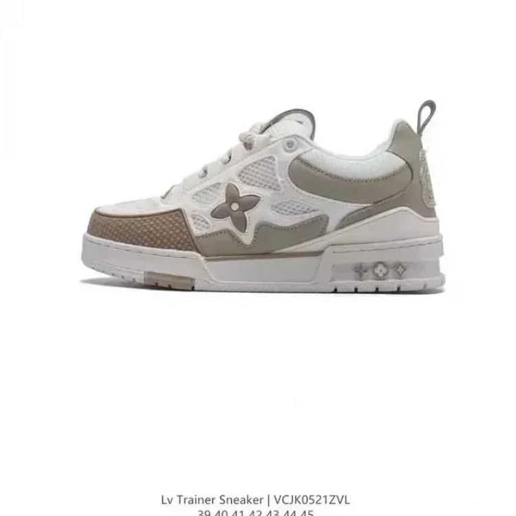 LV skates  7470632624  