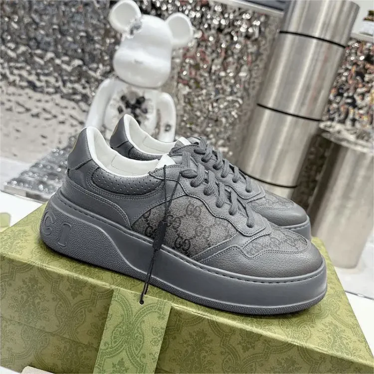 Gucc biscuit shoes 7485417350