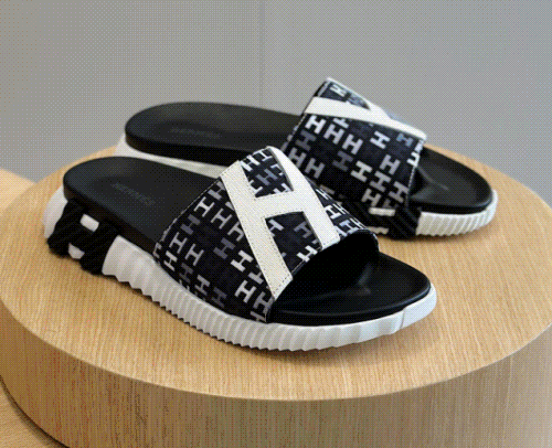 Hermes Slides  7493701483  