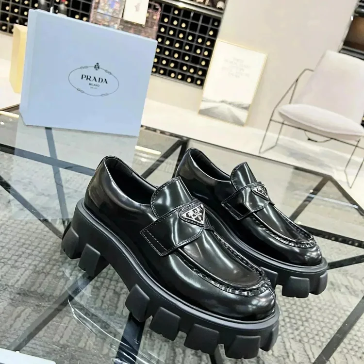 PRADA Casual shoes Leather shoes  7587053314  