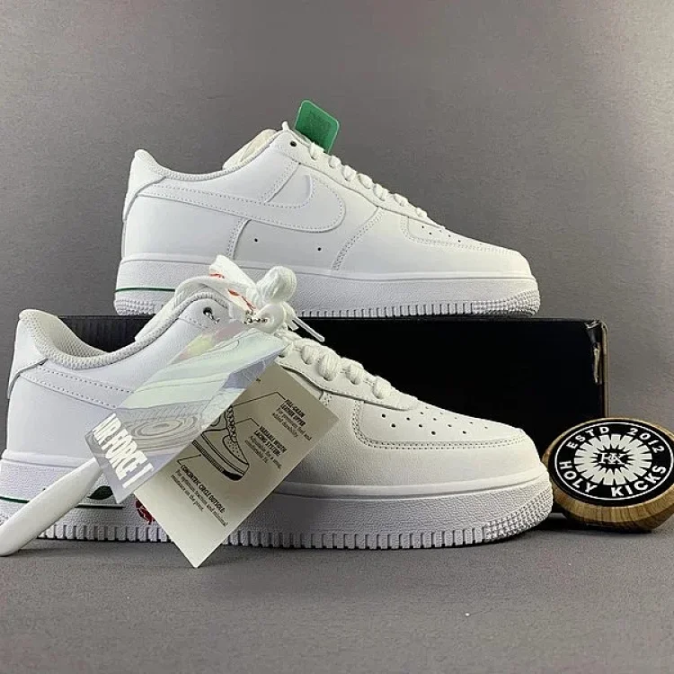 NIKE AIR FORCE 1'07 LV8     7612511898  